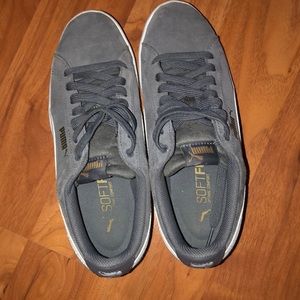 Puma grey soft foam sneakers